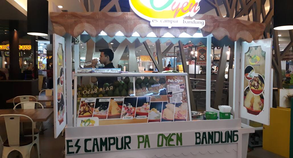 Es Oyen Menu Menu For Es Oyen Braga Bandung